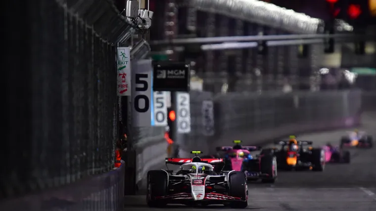 How to Stream the 2025 Qatar Grand Prix for Free.webp