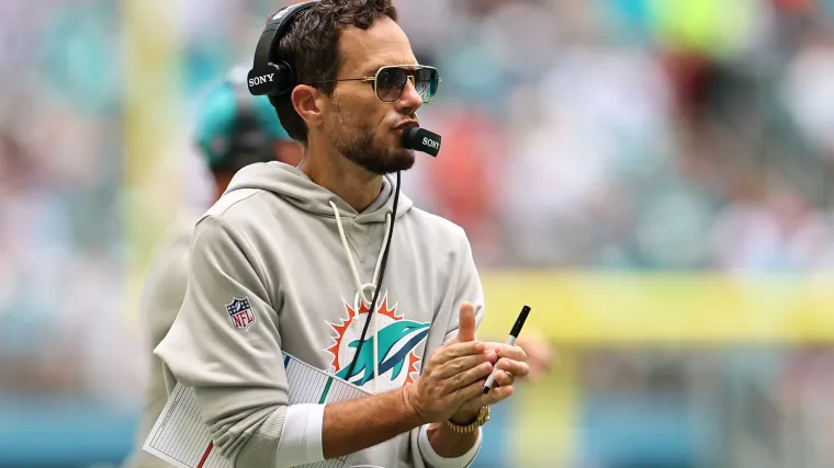 Mike McDaniel Explains Dolphins Underwhelming Performance at the NFL Trade.webp
