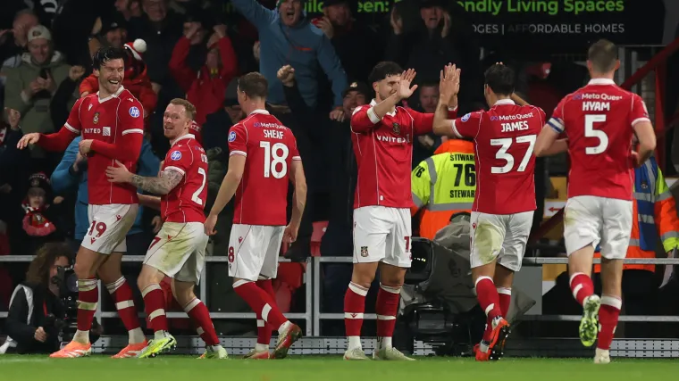 Ultimate Guide to Viewing Ipswich vs Wrexham Streaming Options TV.webp