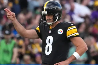 Week 11 NFL Quarterback Injury Update From Aaron Rodgers to.webp