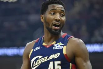 What Network Airs Todays Raptors vs Cavaliers Game.webp
