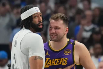 Where to Watch Todays Lakers vs Mavericks Game.webp