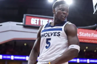 Anthony Edwards Attributes Timberwolves Victory Over Thunder to Chris Finchs.webp