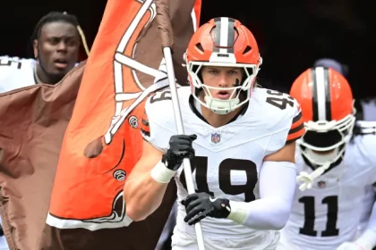 Browns Carson Schwesinger Makes Strong Case for NFL Defensive Rookie.webp