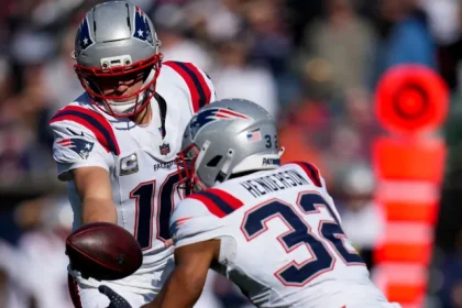 Monday Night Football Showdown Updated Odds Predictions and Top Wagers.webp