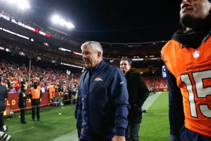 Week 15 Showdown Denver Broncos Face Off Against Green Bay.webp