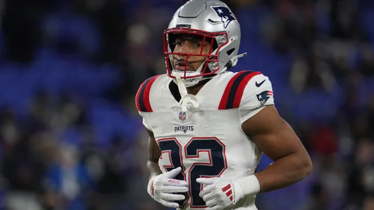 Week 16 Injury Report Patriots RB TreVeyon Hendersons Status Against.webp