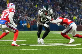 Bills Encouraged to Sign Super Bowl Champion Receiver to Enhance.webp