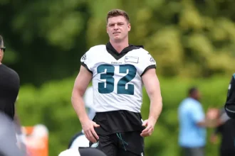 Cowboys Encouraged to Acquire Crucial Player from Eagles During Free.webp