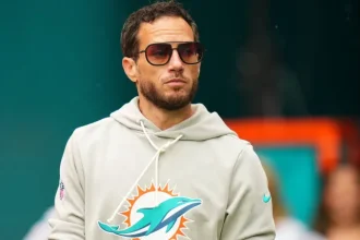 Why Mike McDaniel to the Washington Commanders Seems Inevitable.webp