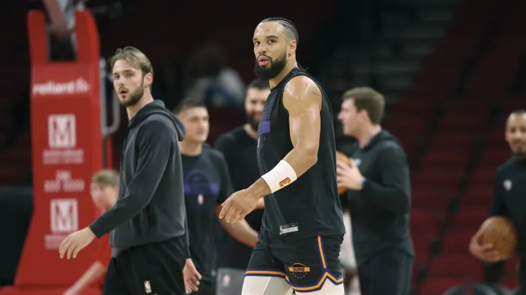 Dillon Brooks Hand Injury Potential Impact on the Phoenix Suns.webp