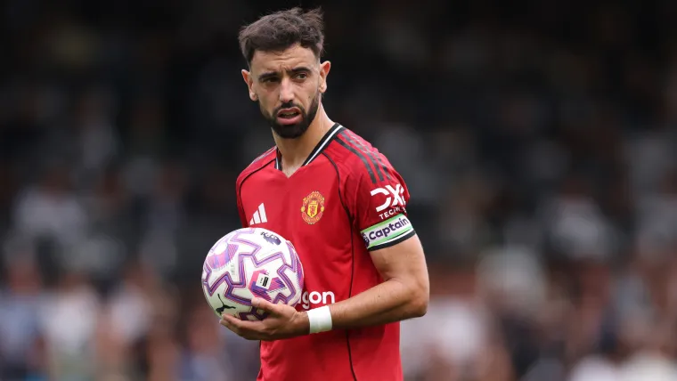 Essential Viewing Guide for the Premier League Clash Manchester United.webp