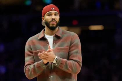 NBA Insiders Unveil Significant Injury Update on Celtics Star Jayson.webp