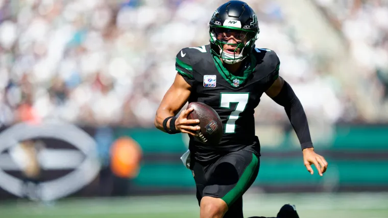 Jets Earn Higher Evaluation Than Chiefs in Justin Fields Trade.webp