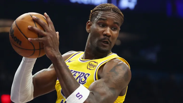 Lakers Encouraged to Trade Deandre Ayton for 15 Million All Rookie.webp