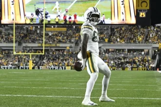 Patriots Snag Top Free Agent Talent from Broncos Roster.webp