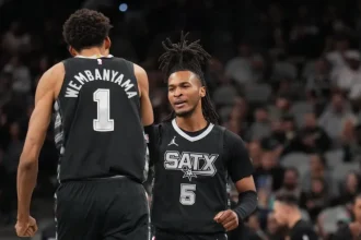 Stephon Castle Reveals Tactics Teams Use to Challenge the San.webp