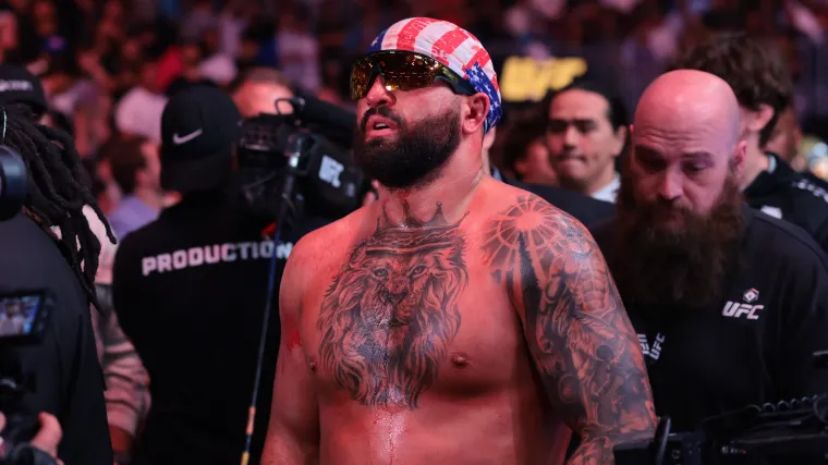 Derrick Lewis Set to Face Off Against Contender at UFC.webp