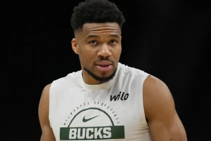 Doc Rivers Acknowledges the Challenge Giannis Antetokounmpo Faces Against the.webp