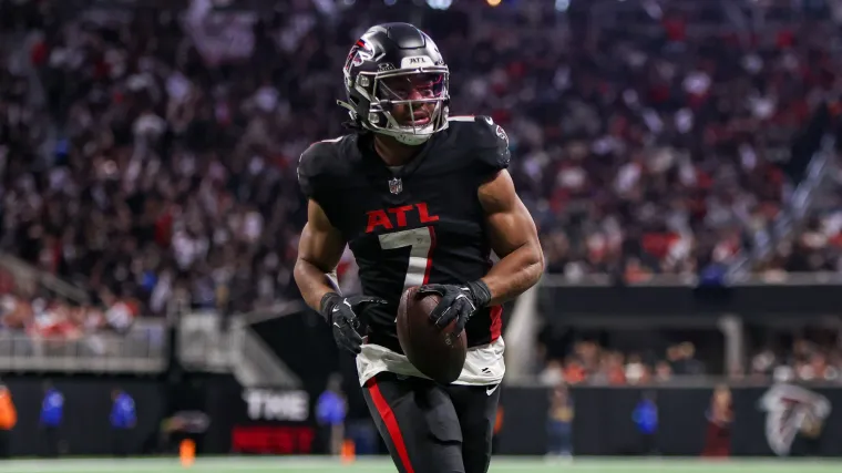 Falcons Tackle Key Choice Regarding Bijan Robinsons Prospective Path.webp