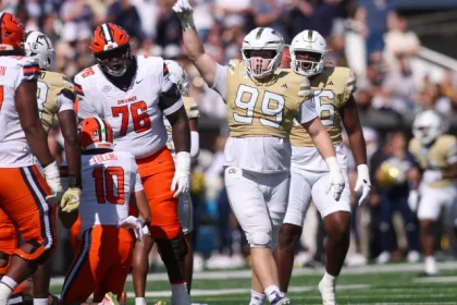 Bears Eye Defensive Lineman Gem Acquired in Sixth Round