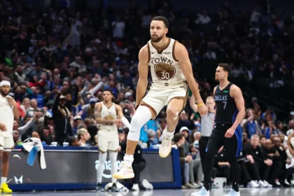 Steph Currys Witty Reply to Warriors Rookie Who Once Admitted