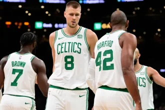 Celtics ky moi Al Horford Kristaps Porzingis thay the Alex.webp