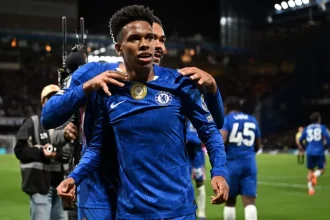 Xem truc tiep Burnley vs Chelsea o dau kenh truyen.webp