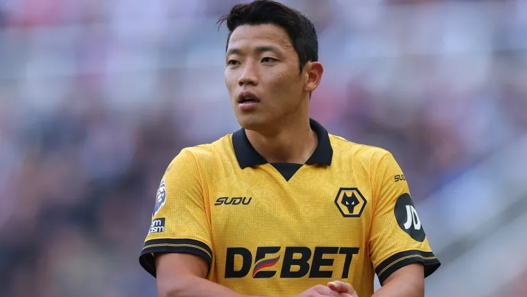 Wolves so sanh voi doi te nhat lich su Premier.webp