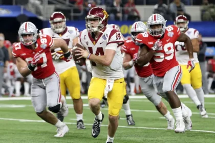 Sam Darnold lam nen lich su USC Super Bowl nam.webp