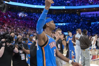 Shai Gilgeous Alexander lap ky luc ghi nhieu tran lien tiep.webp