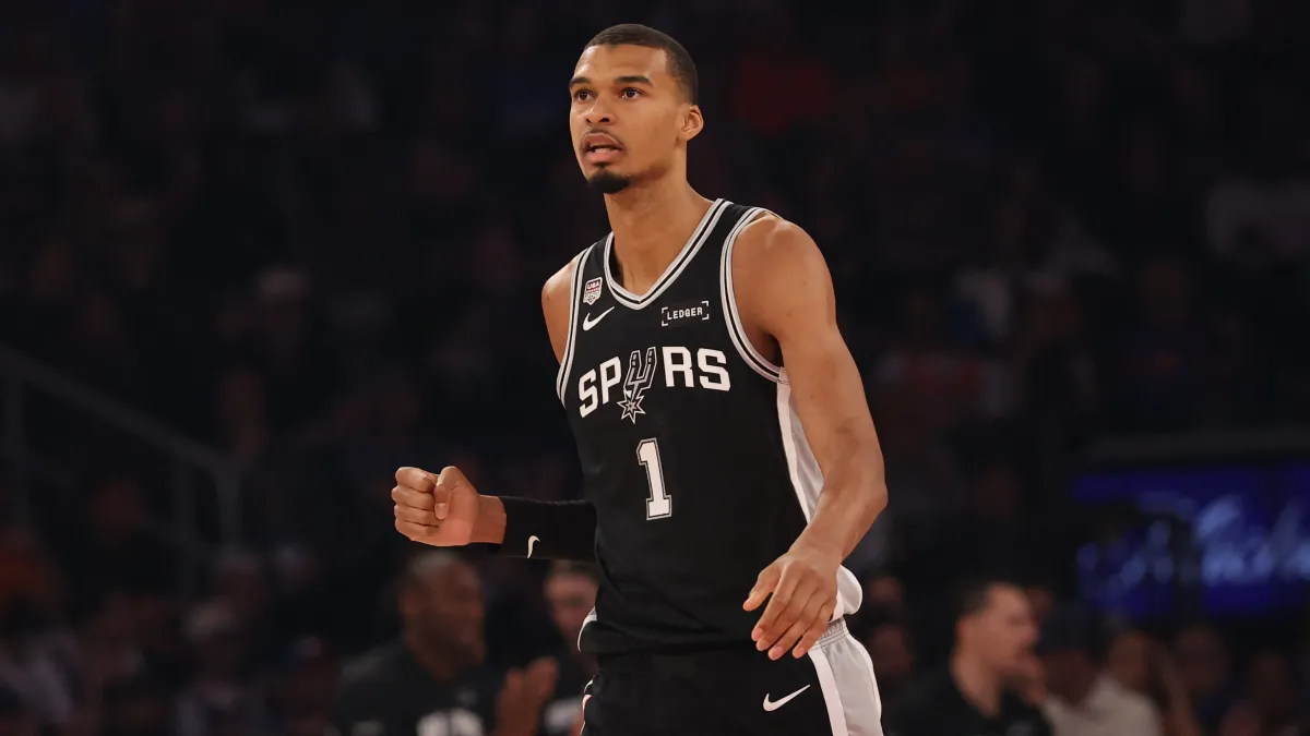 Spurs lien ket voi nha vo dich tri gia 60